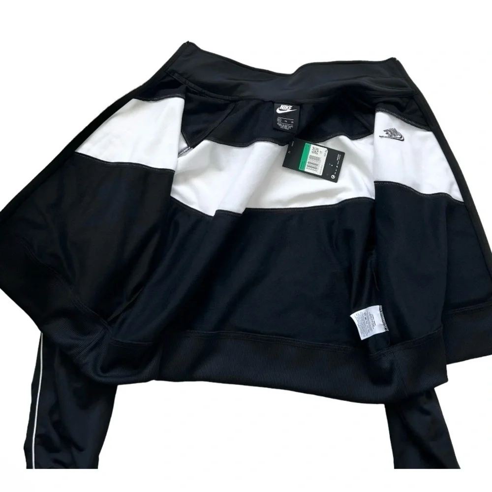 Nike Jackets Cropped Nike Zip Up Size XL